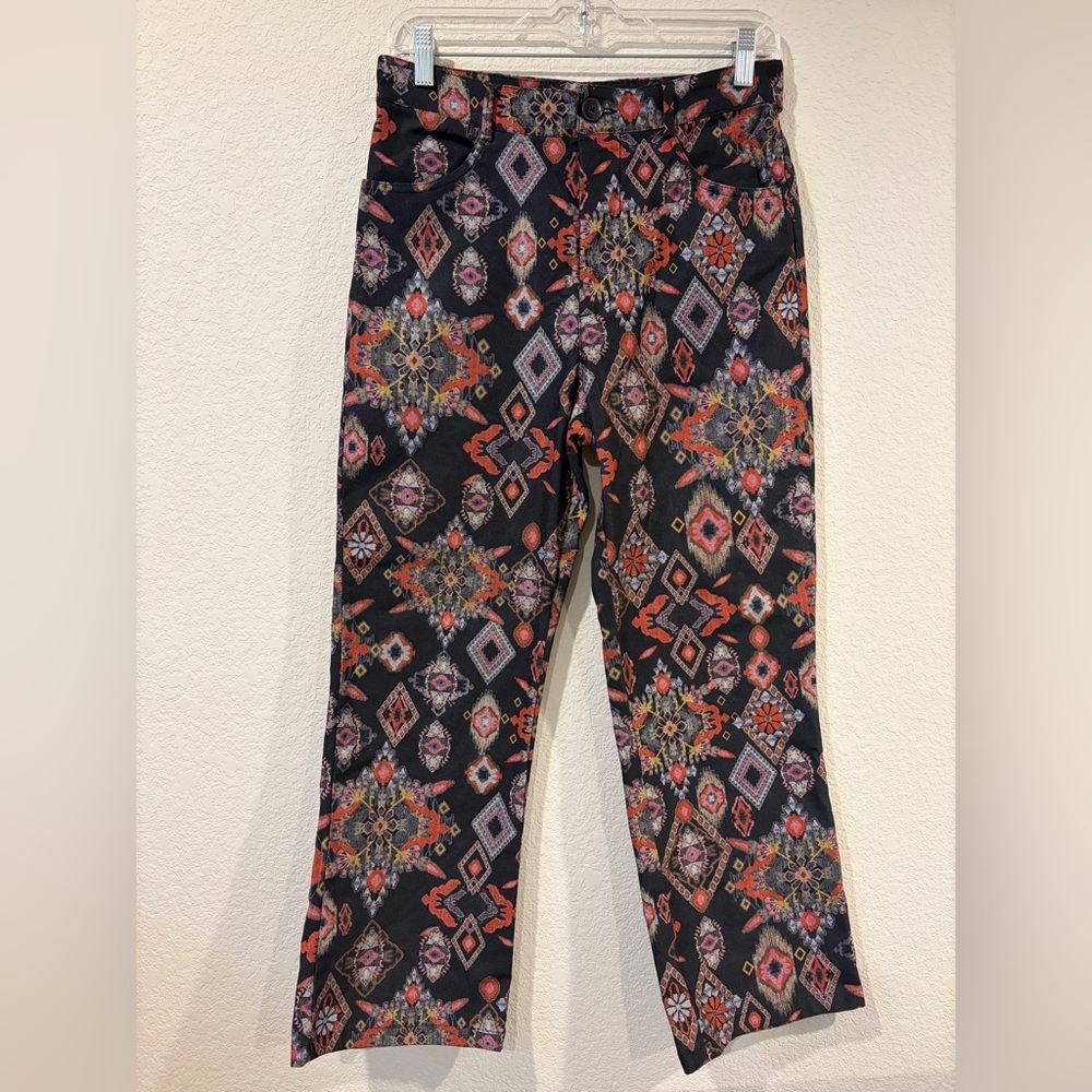 Zara Women’s High Rise Aztec Geometric Printed Ankle Pants - M